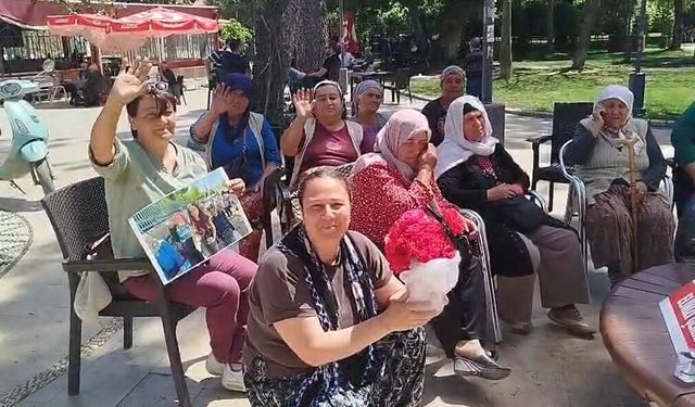 Esra için Adalet Nöbeti’nde buruk Anneler Günü!