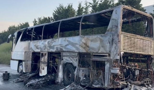 İzmir'den yola çıktı, küle döndü... Şans eseri kurtuluş!