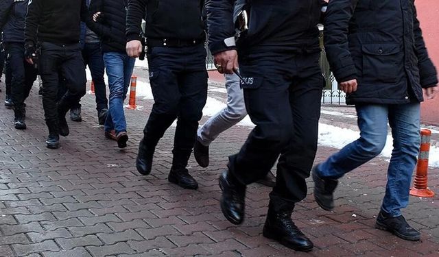 İzmir merkezli 3 ilde suç örgütüne operasyon: 18 kitlesel eylem gerçekleştirmişler