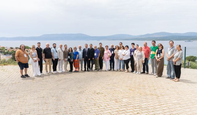 Seferihisar’da genç gazeteciler ustalarla buluştu