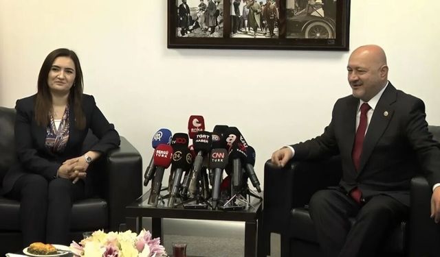 CHP- AKP bayramlaşmasında İzmirli Vekil Kılıç’tan dikkat çeken sözler: Aynı masada oturabiliriz!