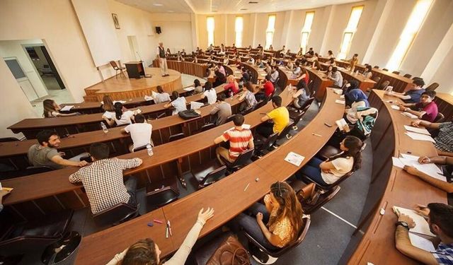 İzmirli adaylar üniversite yolcusu: En çok tıp ve mühendislik yazdılar