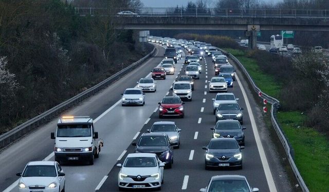 TÜİK açıkladı:İzmir’de araç sayısı 2 milyon 167 bini aştı