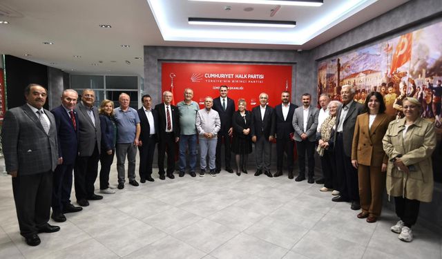 İzmir'de CHP’nin 'kıdemlileri' 2. kez buluştu: CHP'yi parçalamaya kimsenin gücü yetmeyecek