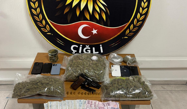 İzmir'de yasaklı madde operasyonu: 6 şüpheli gözaltına alındı