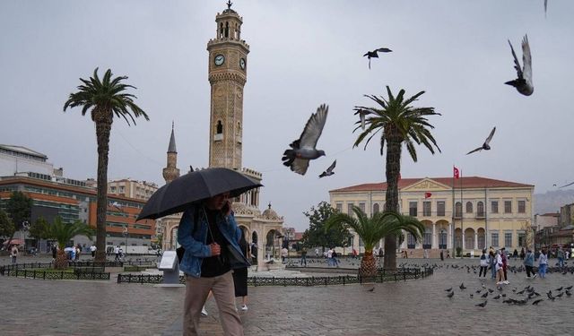 Hafta sonu planları iptal… İzmir’e sağanak uyarısı!