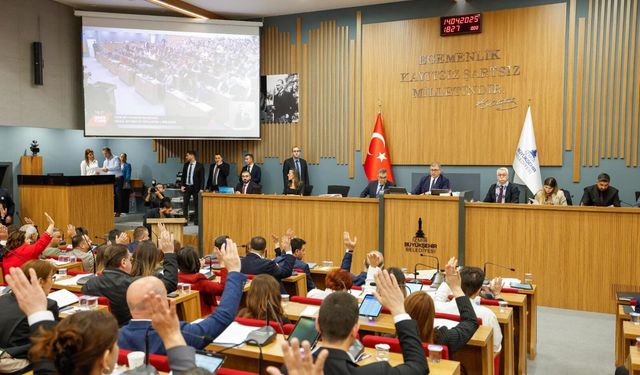 Büyükşehir’de gündem planlar: ‘Gülümseme’ gerilimi yaşandı