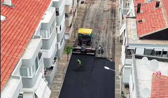 Balçova'da asfalt çalışmaları sürüyor