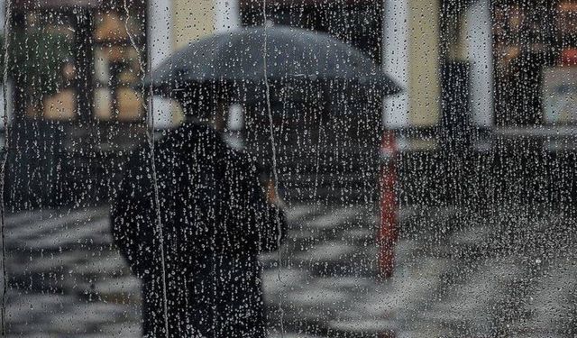 Meteoroloji duyurdu: İzmir’e sağanak geliyor…Sıcaklıklar düşüyor!