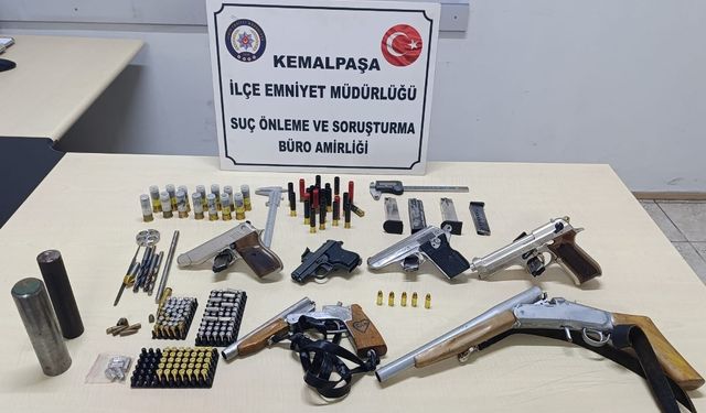 İzmir’de ‘kaçak’ cephanelik baskını