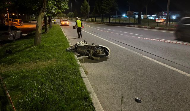 Yan yola savruldu... Kütahya'da kanlı kaza