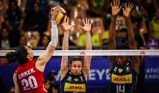 A Milli Kadın Voleybol Takımı İtalya'ya mağlup