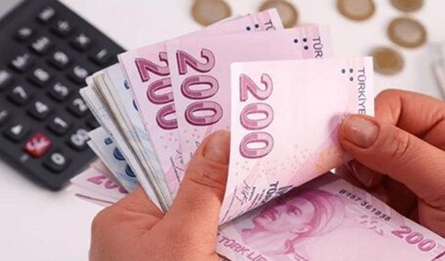 Asgari ücret 5 ayda eridi: Yüzde 16’sı buhar oldu!