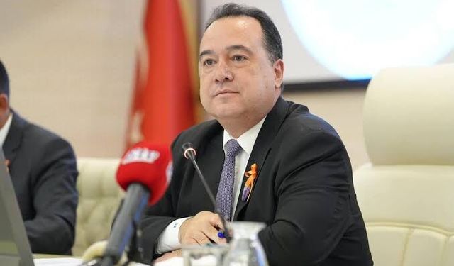 Başkan Dutlulu’dan ‘komisyoncu vekil’ çıkışı