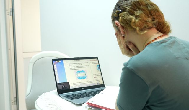 Sınava hazırlanan öğrencilere Manisa Büyükşehir’den online ve ücretsiz destek