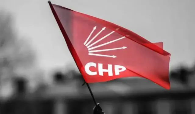 CHP İzmir’de internet sitesi yenilendi… Güç gitti, Gümrükçü geldi