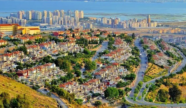 Çiğli’de yarım milyar TL'lik satış: 28 taşınmaz vitrine çıktı