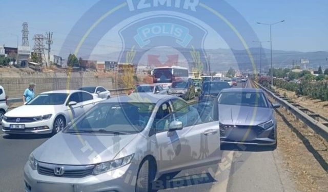 O güzergahı kullanacaklar için önemli uyarı: 2 kilometre araç yoğunluğu bulunuyor