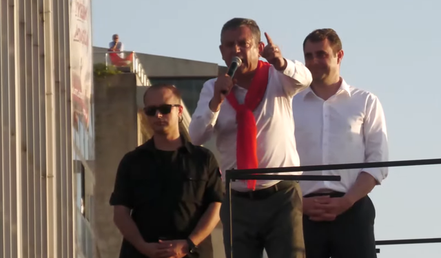 Özel alternatif İzmir il binası açılışında konuştu: Görüyor musunuz millet kaderine el koyuyor