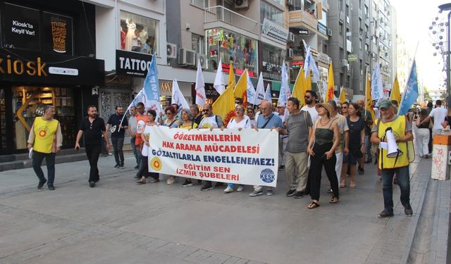 İzmirli öğretmenler açlık grevindeki meslektaşlarına ses verdi: Atama yapılsın, taban ücret getirilsin