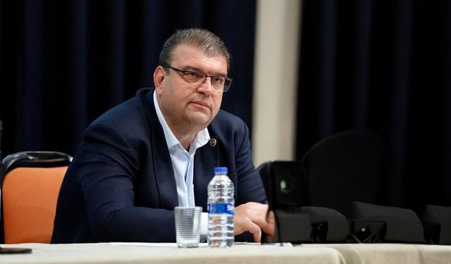 Seferihisar Belediye Başkanı İsmail Yetişkin tutuklandı