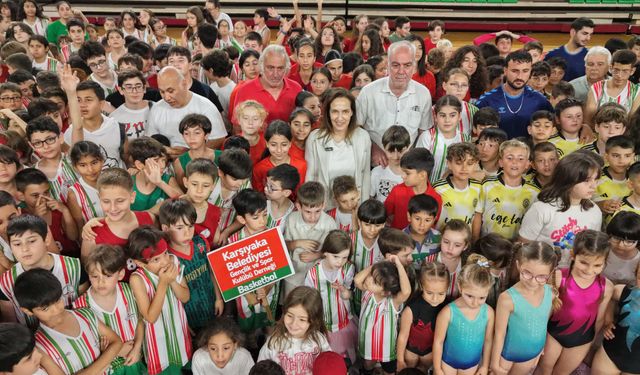 Karşıyaka Kış Spor Okulları görkemli kapanışla bitti