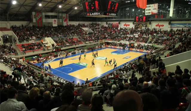 Belediye Arena için kira istedi, taraftar ayağa kalktı