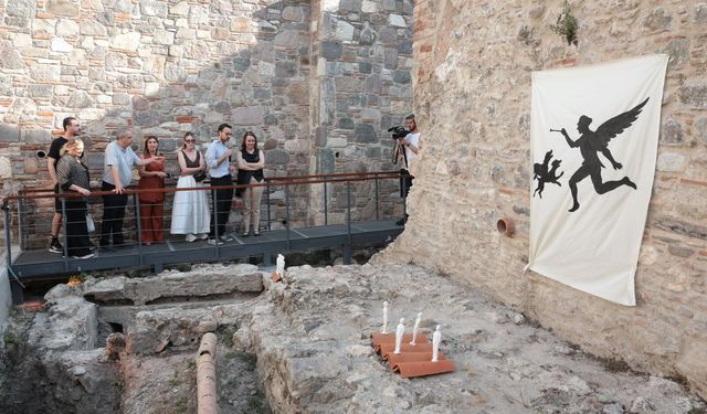 Ziyaretçilerini bekliyor... Tarihi Hamam'da sergi açıldı