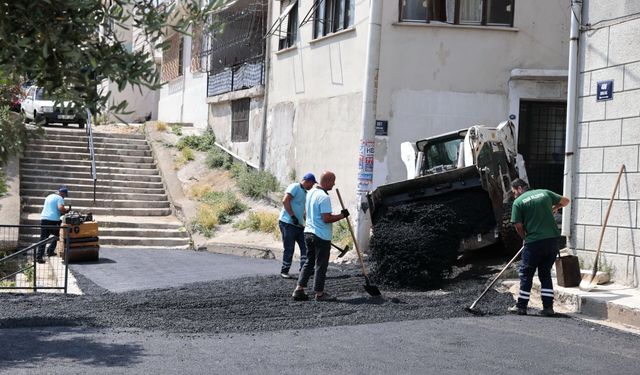 Konak’ta hummalı çalışma: Doğalgaz sonrasında baştan sona yenileniyor