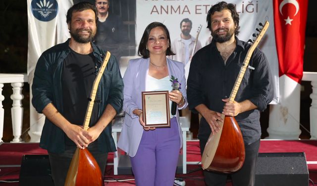 Nazım Hikmet'in dizeleri Karabağlar’ da yankılandı