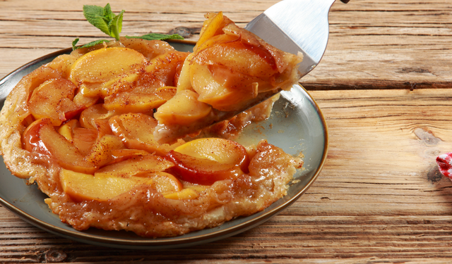 Şeftalili Tarte Tatin nasıl yapılır? İşte tam ölçülü Şeftalili Tarte Tatin tarifi
