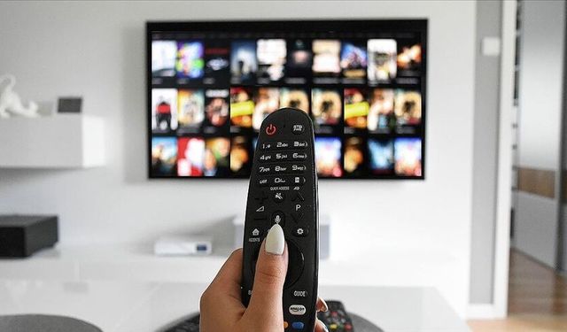 Pazar günü televizyonda ne var?