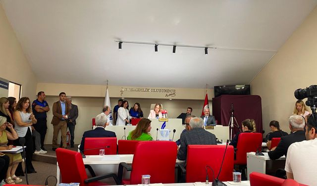Güzelbahçe’den uzlaşı çıktı: Ayşe Akın başkanvekili seçildi