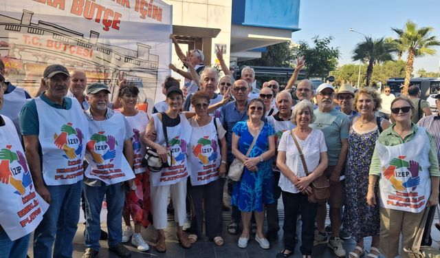 İzmir Emekiler Platformu sokakta: Sadaka değil insanca ücret istiyoruz!