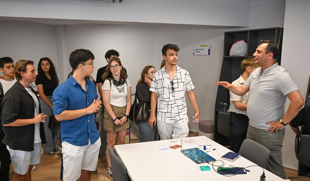 Gülşah Durbay’ın ismi Bornova’da gençlerle yaşıyor