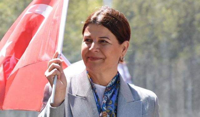 Foça Belediye Başkanı Fıçı: Siyasi konumuma ilişkin değişiklik söz konusu değil!