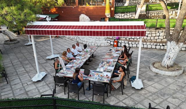 Seferihisar’da edebiyat coşkusu: ‘Yaşamdan Yazıya Atölyesi’ yaz boyunca sürecek