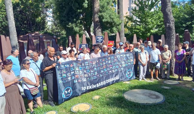 Barış mücadelesi İzmir'e taşındı: Alsancak'ta 10 ekim anması