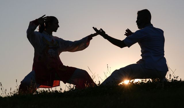 Parkta başladı, dünya ikincisi oldu... İzmirli Liyne’nin Tai Chi başarısı