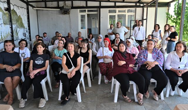 Reçel Festivali öncesi büyük hazırlık! Bornovalı üreticilere hijyen desteği