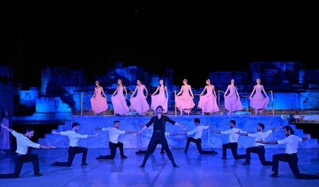 Nikos Kazancakis'in ‘Zorba’sı Efes'te hayat buldu
