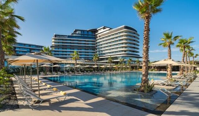 Çeşme'de oda fiyatları cep yakıyor: İşte bir gecelik konaklamanın maliyeti