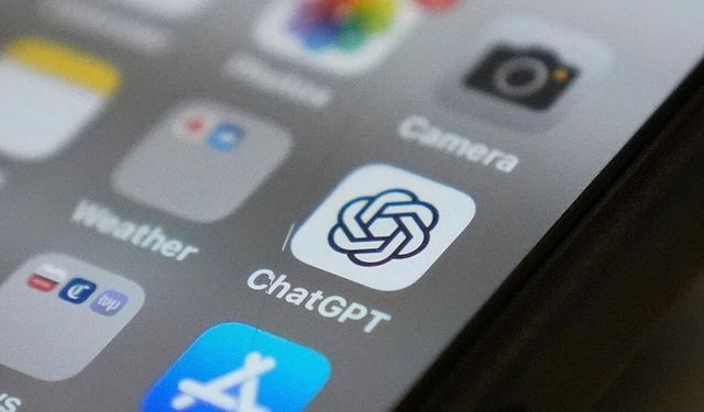 Yapay zeka devi ChatGPT çöktü!
