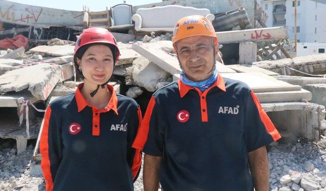 AFAD’da görev yapan baba- kızdan ortak yardım eli