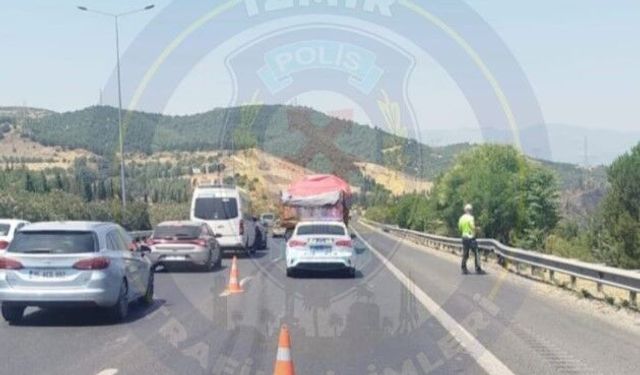 İzmir’de o güzergâhı kullanacaksanız dikkat: Trafik yoğunluğu var!