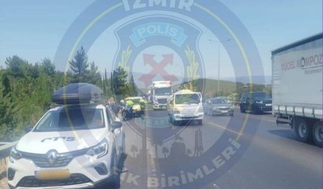 Buca istikametinde trafik kazası: 3 kilometrelik araç kuyruğu var!