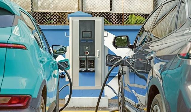 Elektrikli araç sayısı 450 bini aştı... Şarj ağı genişledi