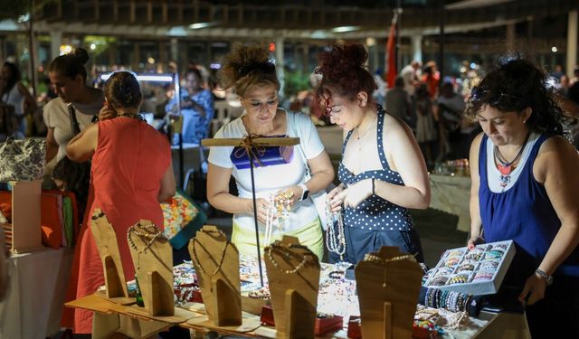 Karantina Meydanı’nda kadın emeği Gün Batımı konseri ile taçlandı