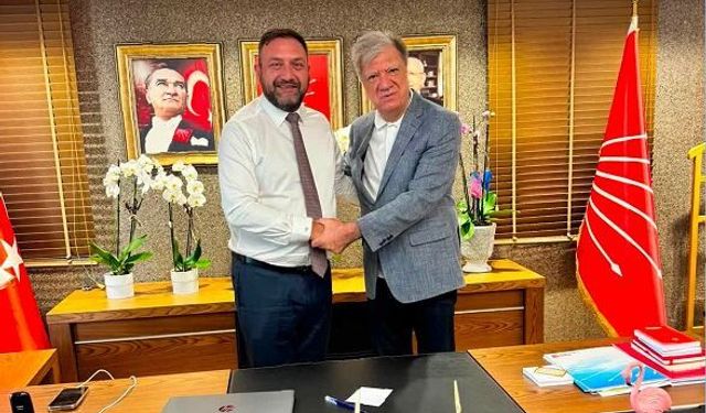 CHP İzmir İl Başkanı Utku Gümrükçü'ye Ali Engin'den tebrik ziyareti