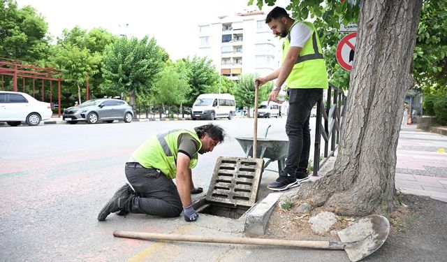 MASKİ’den 17 ilçede yağmur suyu ızgaralarına düzenli bakım